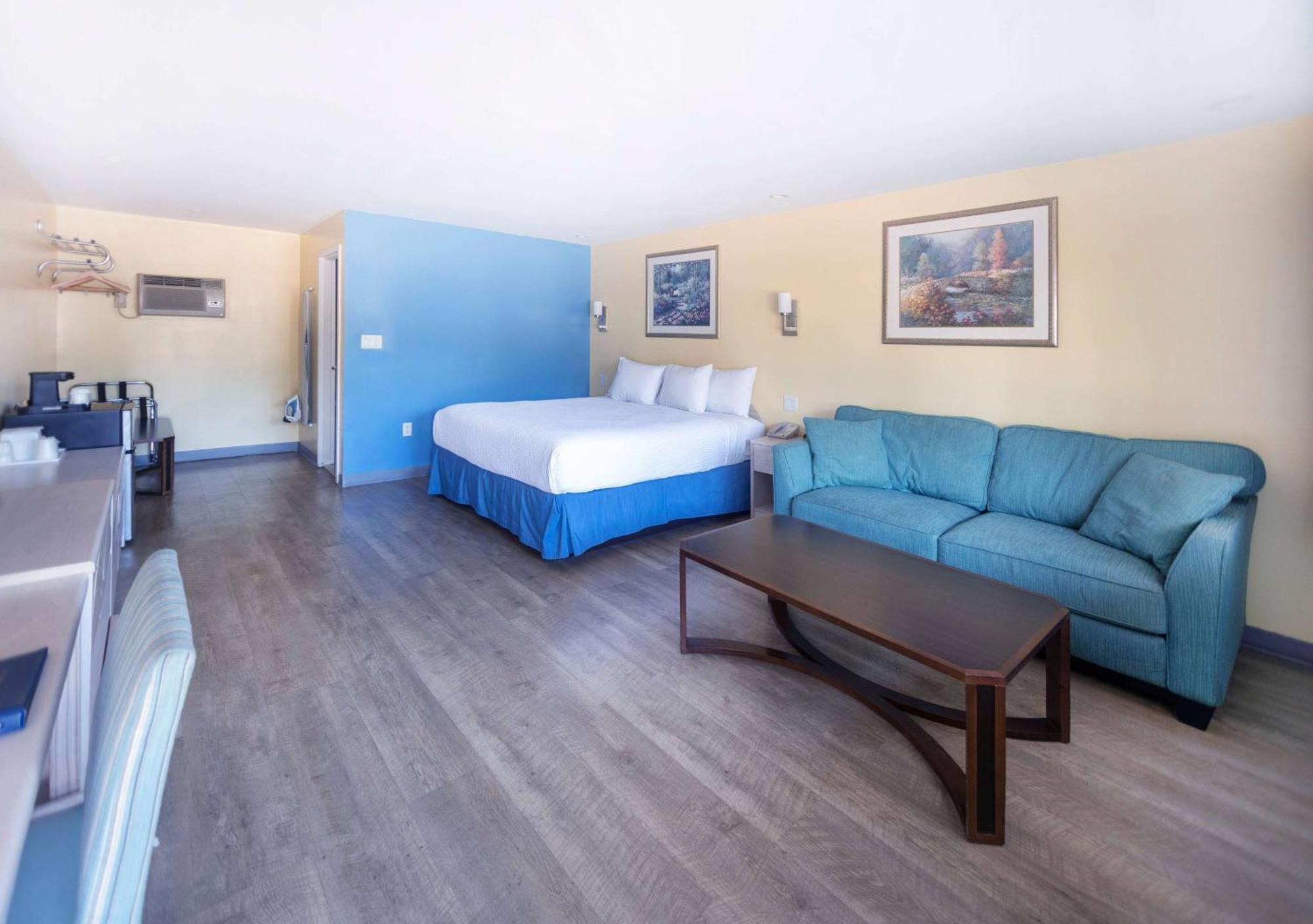 Days By Wyndham Long Island 2*