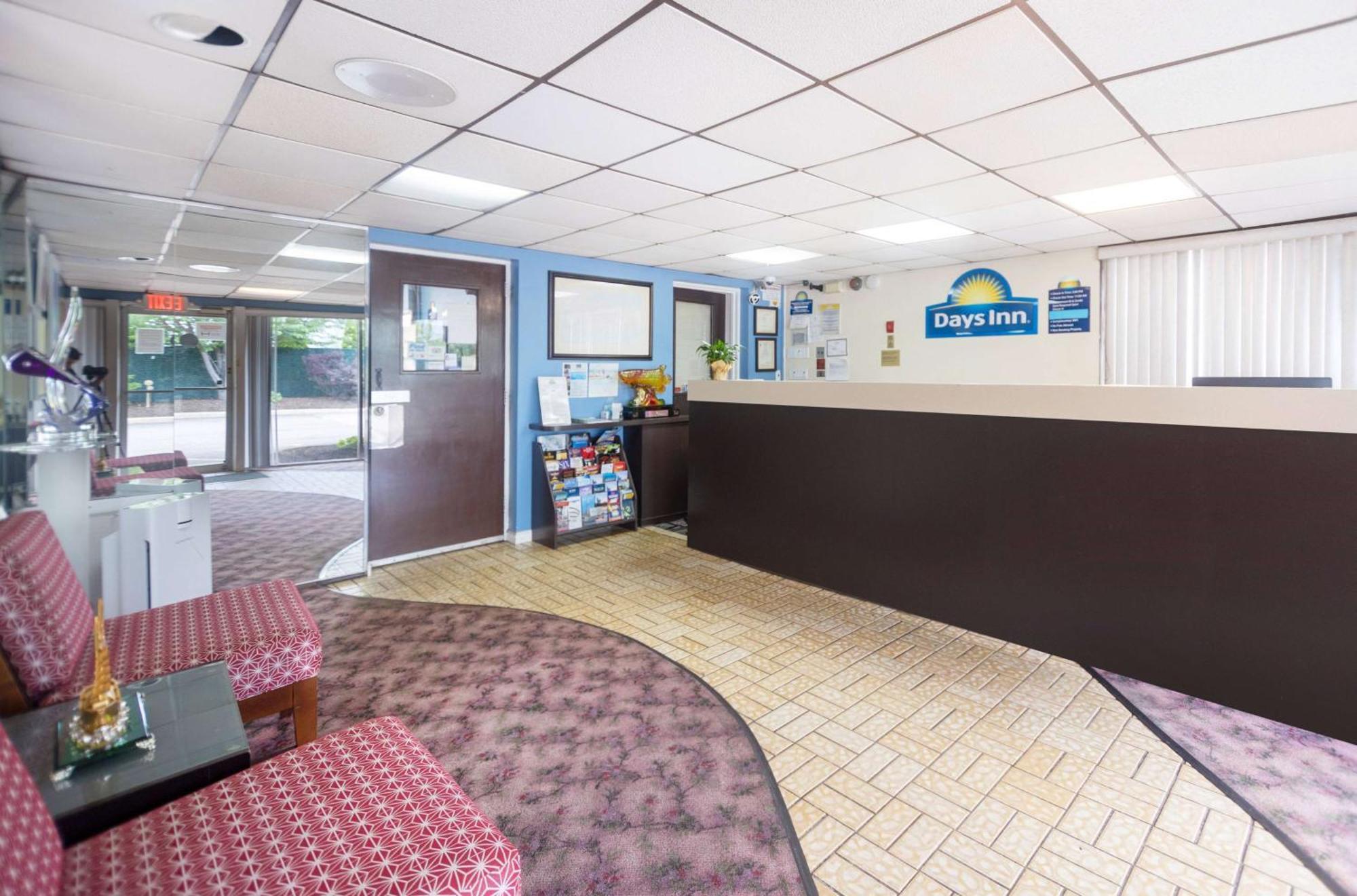 Days By Wyndham Long Island